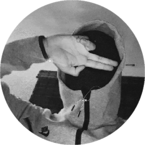 xEmøLÁTER7愛