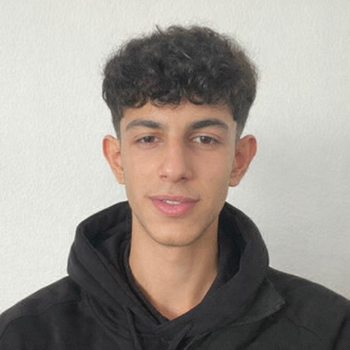 karamanenes0630@icloud.com