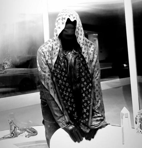 LCY7LOSKOMvP
