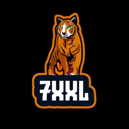 7XXL logo