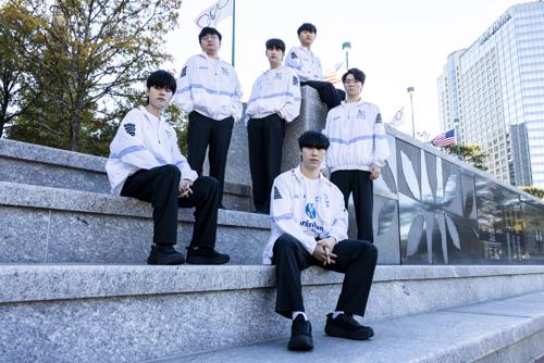 Reformed Risers logo