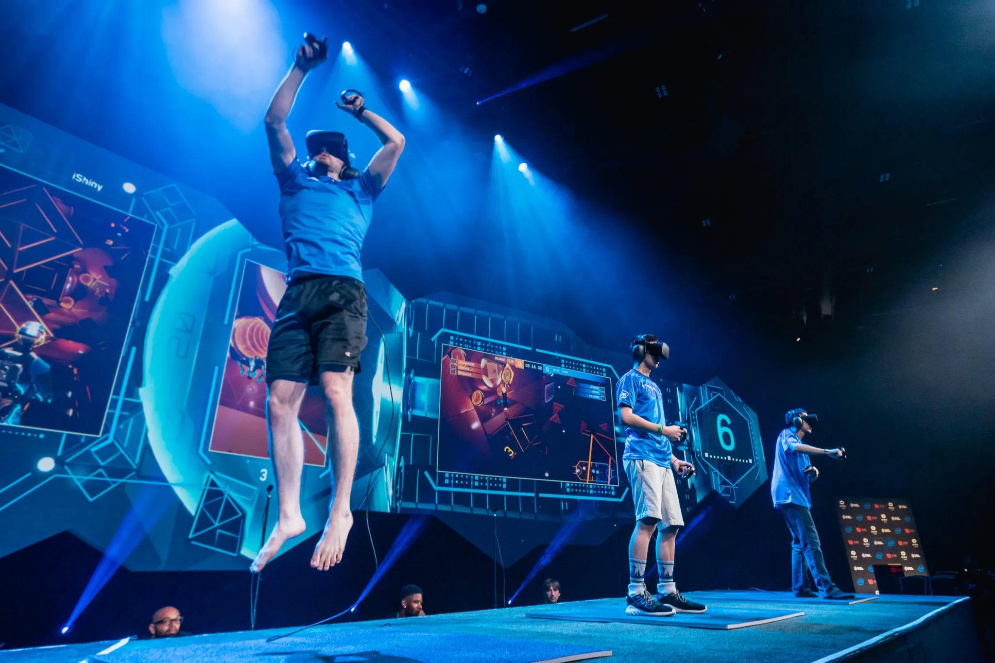 VR Teknolojisi ile Spor ve Espor Deneyimi: Geleceğin Oyunu Başladı